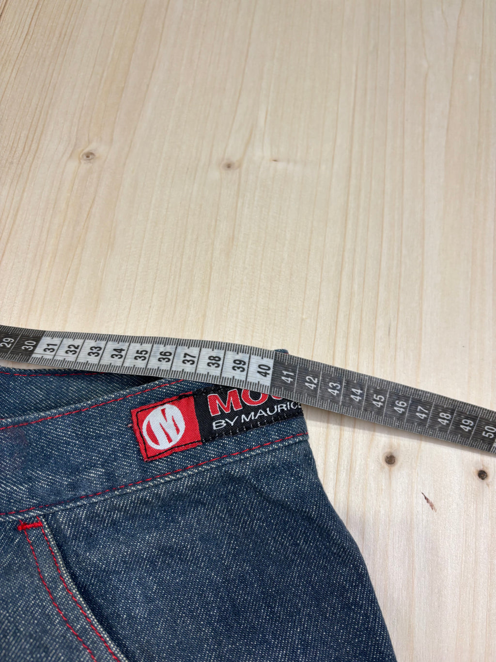 Bermuda Vintage MOJEANS Denim Baggy con Inserti Rossi