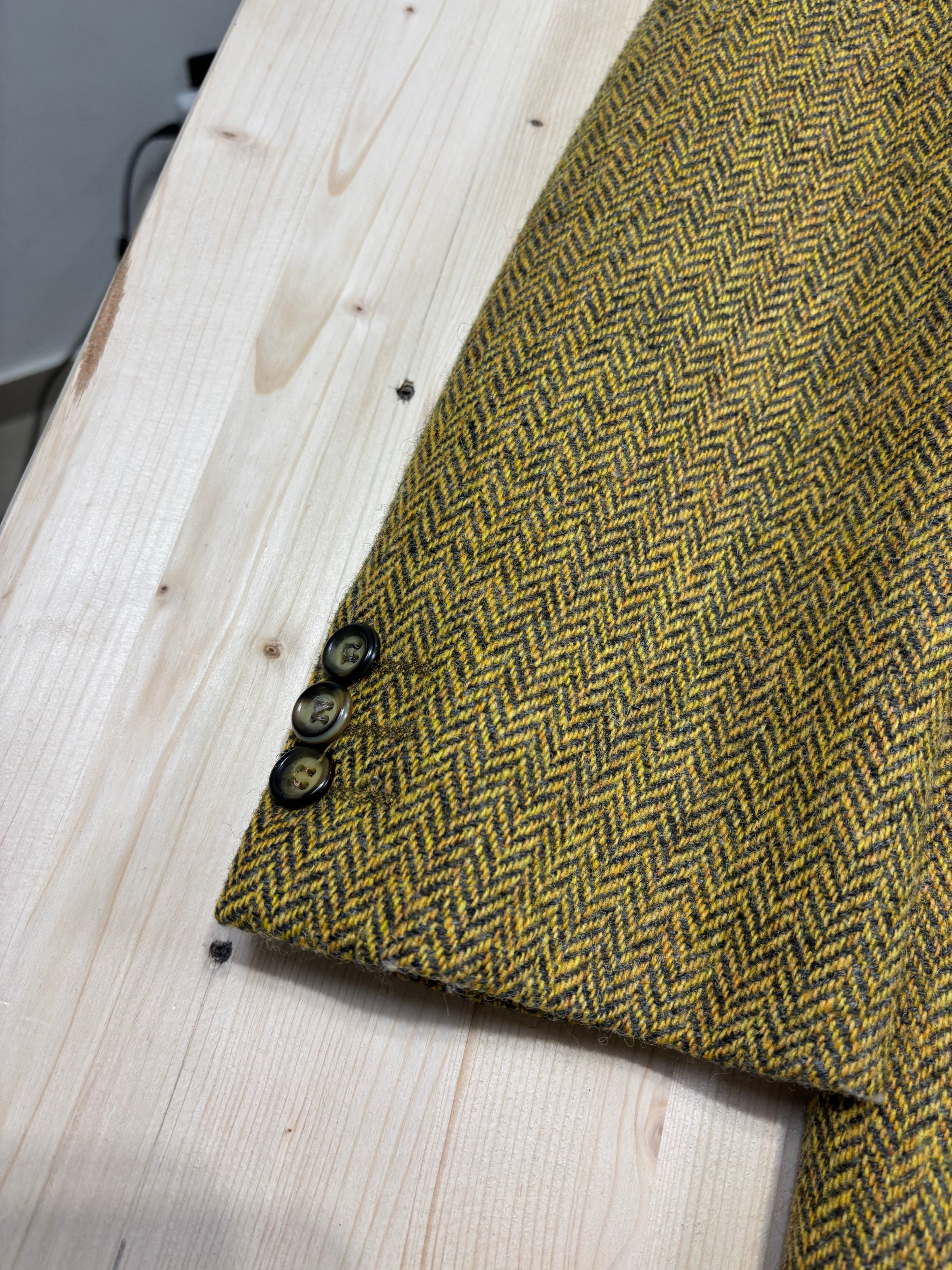 Vintage Pure New Wool Blazer - Chartreuse Herringbone Tweed, Oversized Fit, Made in Germany
