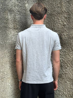 Polo Lacoste Uomo Grigia con Logo Ricamato – Regular Fit