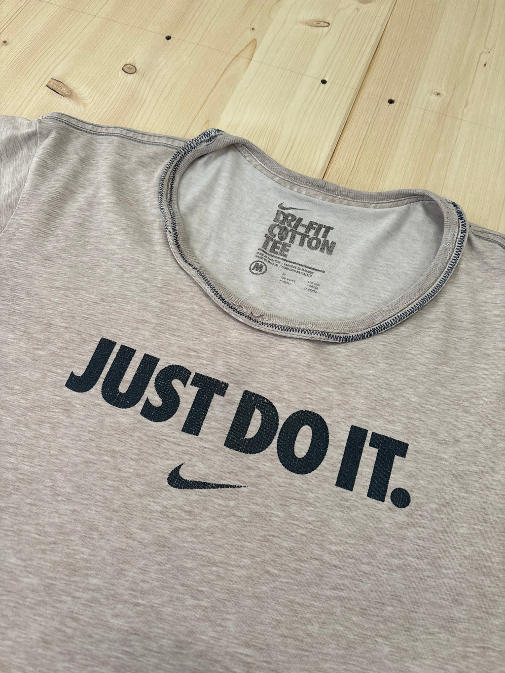 T-Shirt Nike Just Do It Grigia