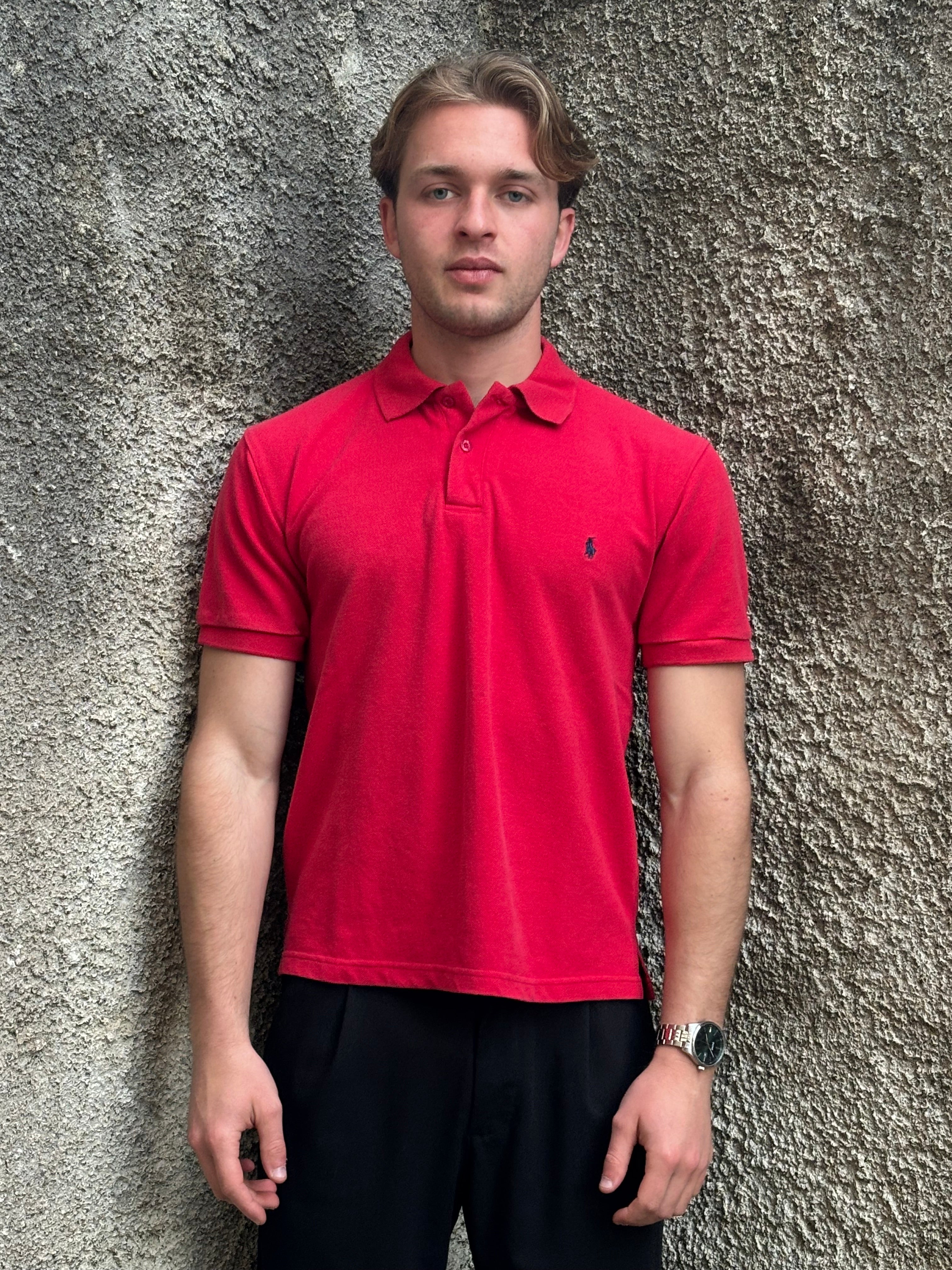 Polo Ralph Lauren Uomo Rossa con Logo Ricamato Blu – Regular Fit