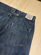 Levi’s Y2K Knee-Length Denim Shorts Blue