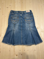 Gonna Vintage in Denim con Tasche Ricamate e Orlo Sfilacciato