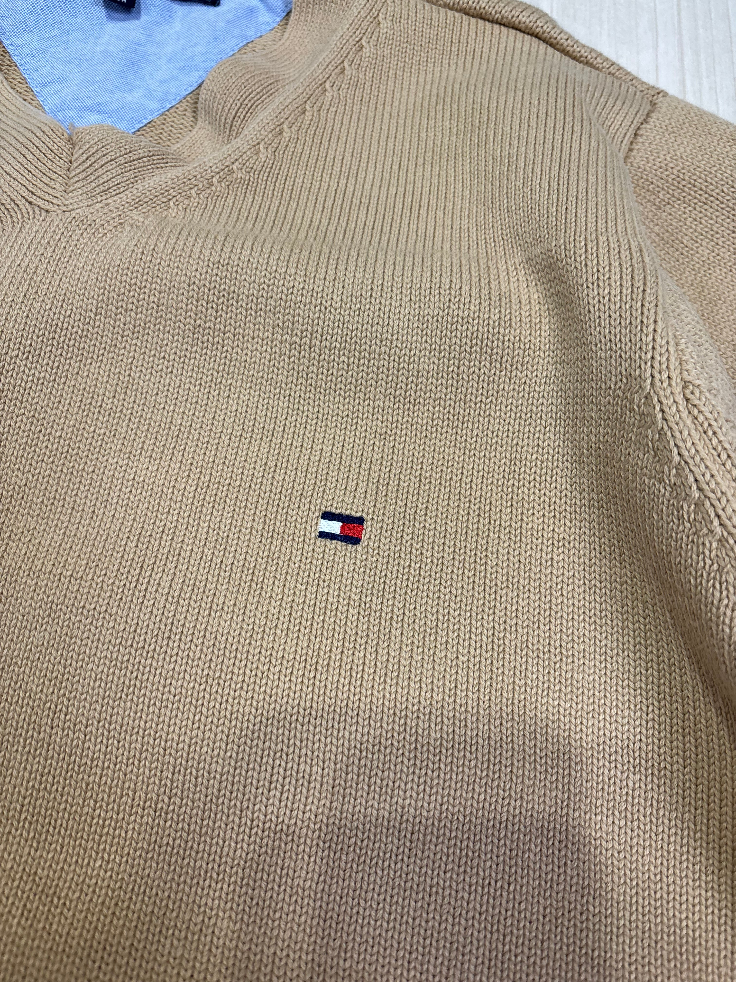 Vintage Tommy Hilfiger V-Neck Knit Jumper – Beige