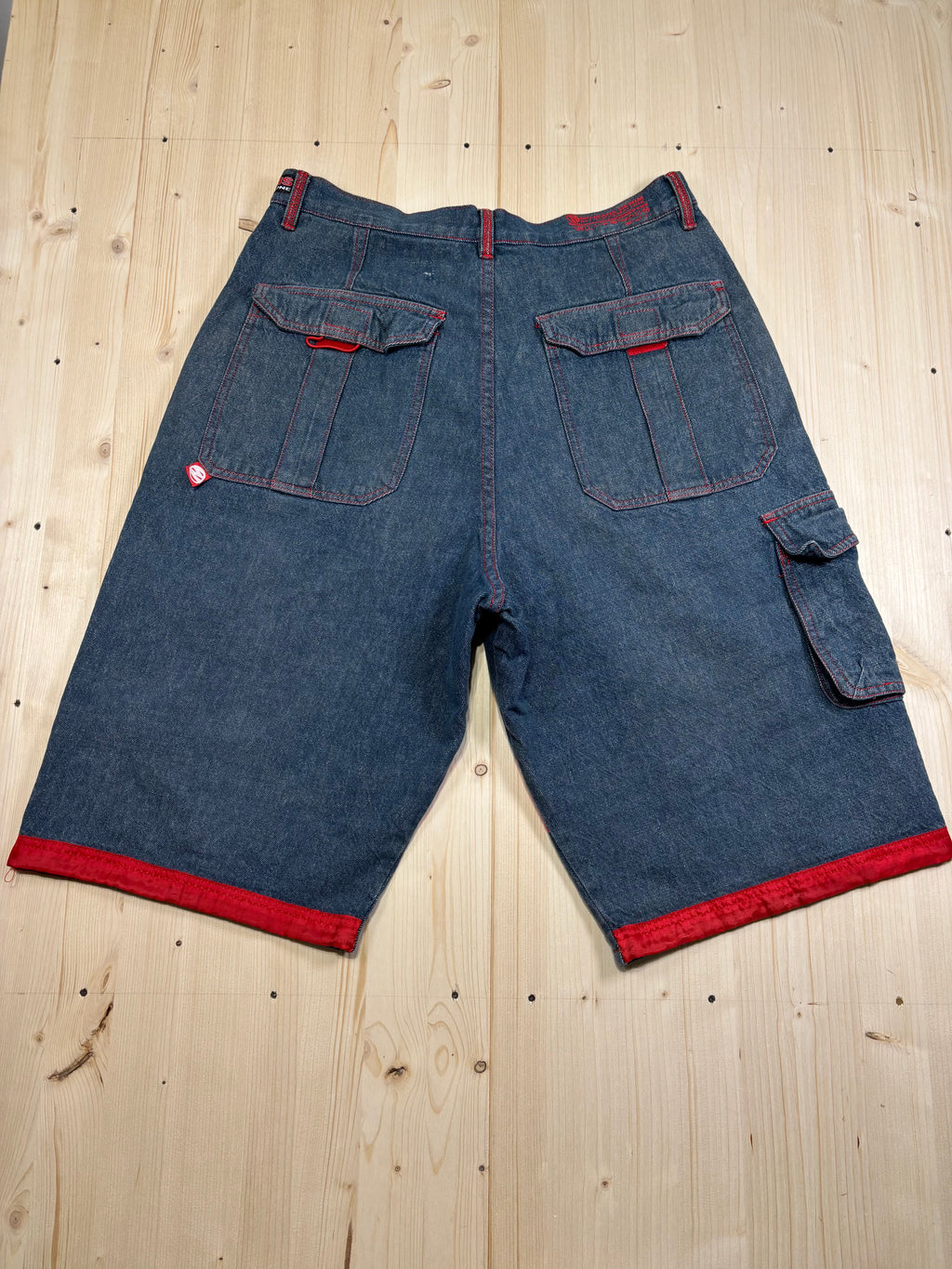 Bermuda Vintage MOJEANS Denim Baggy con Inserti Rossi