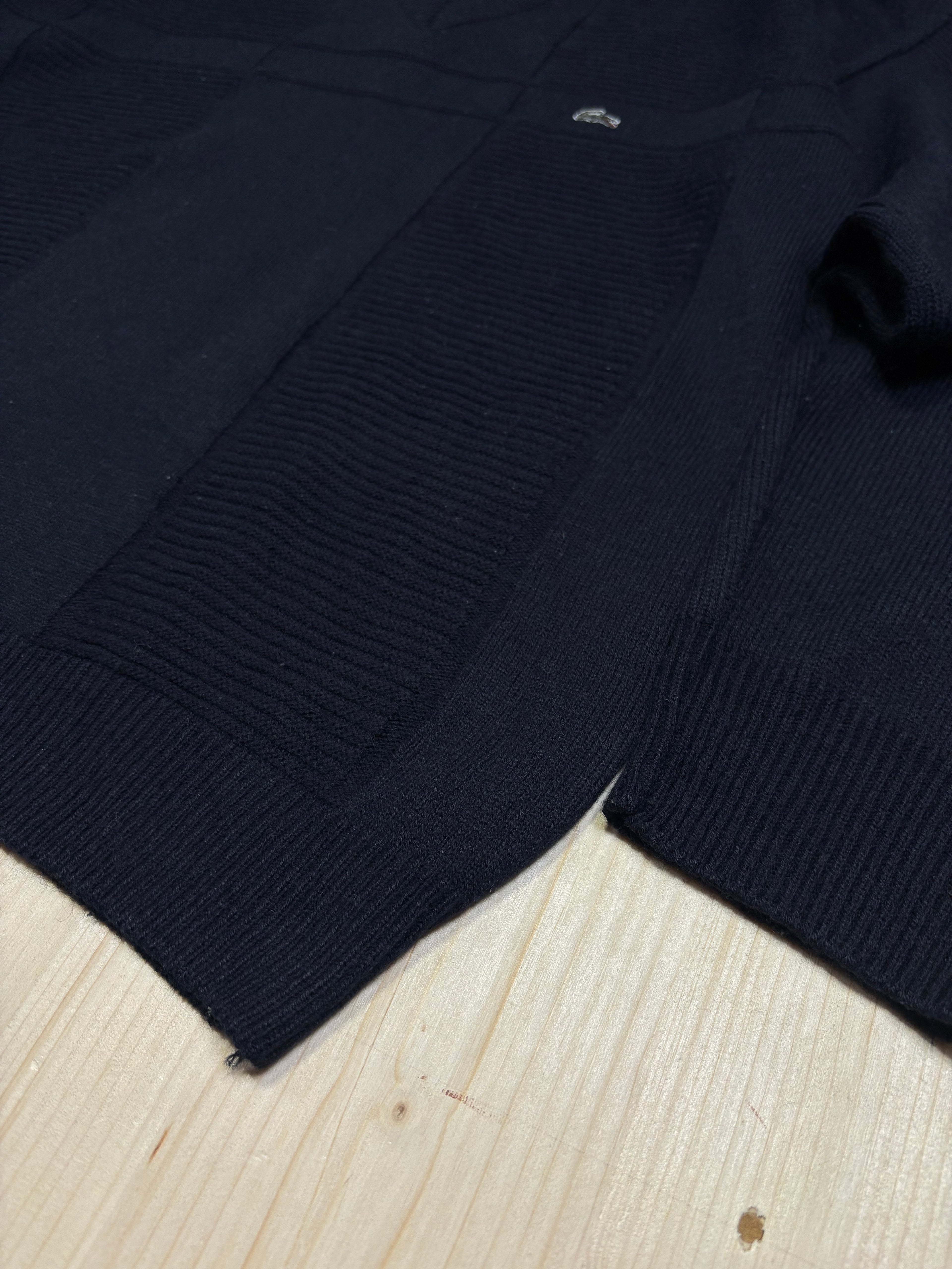 Lacoste Vintage V-Neck Sweater – Navy Blue