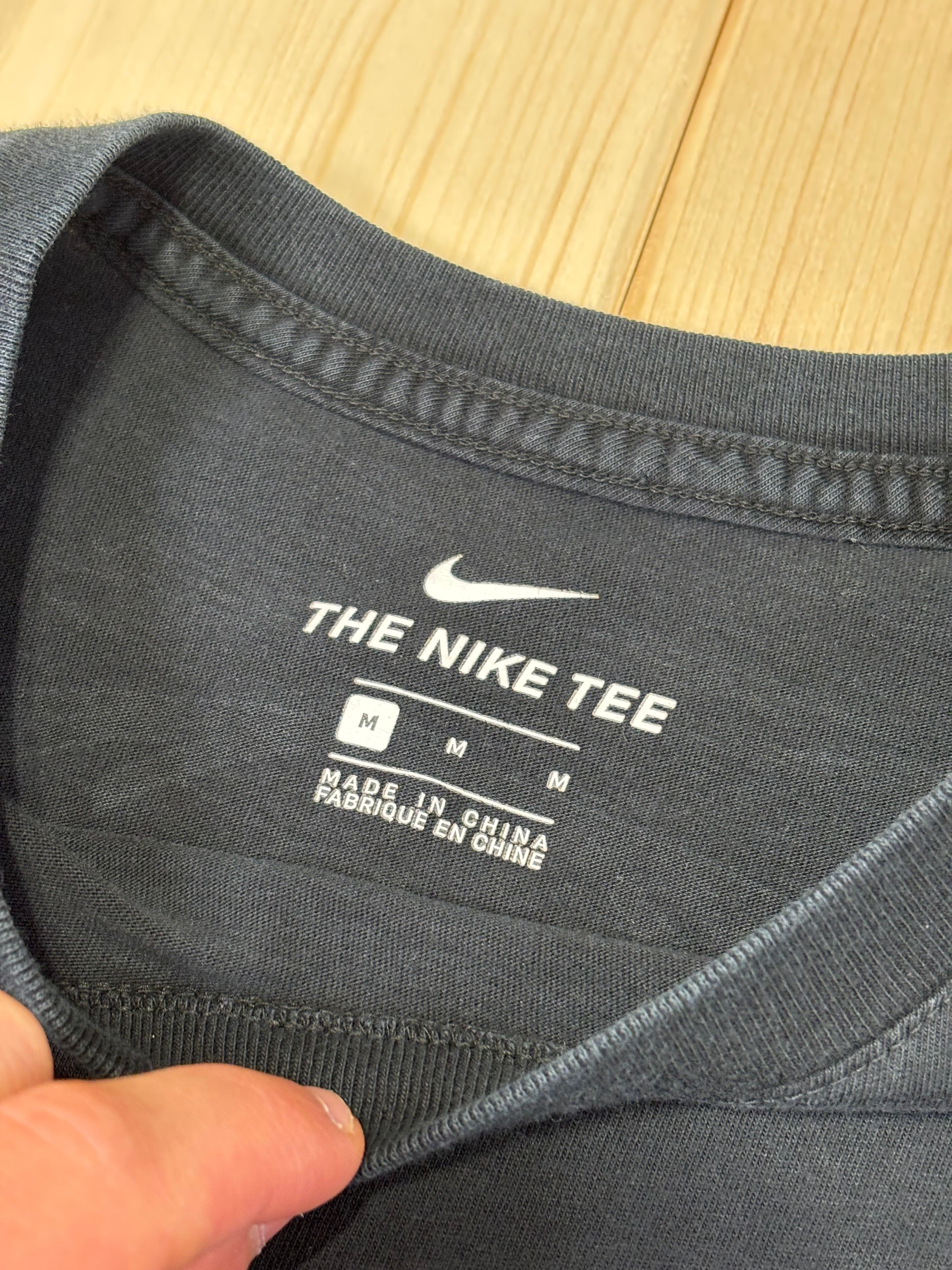 T-shirt Nike Just Do It World Tour Nera