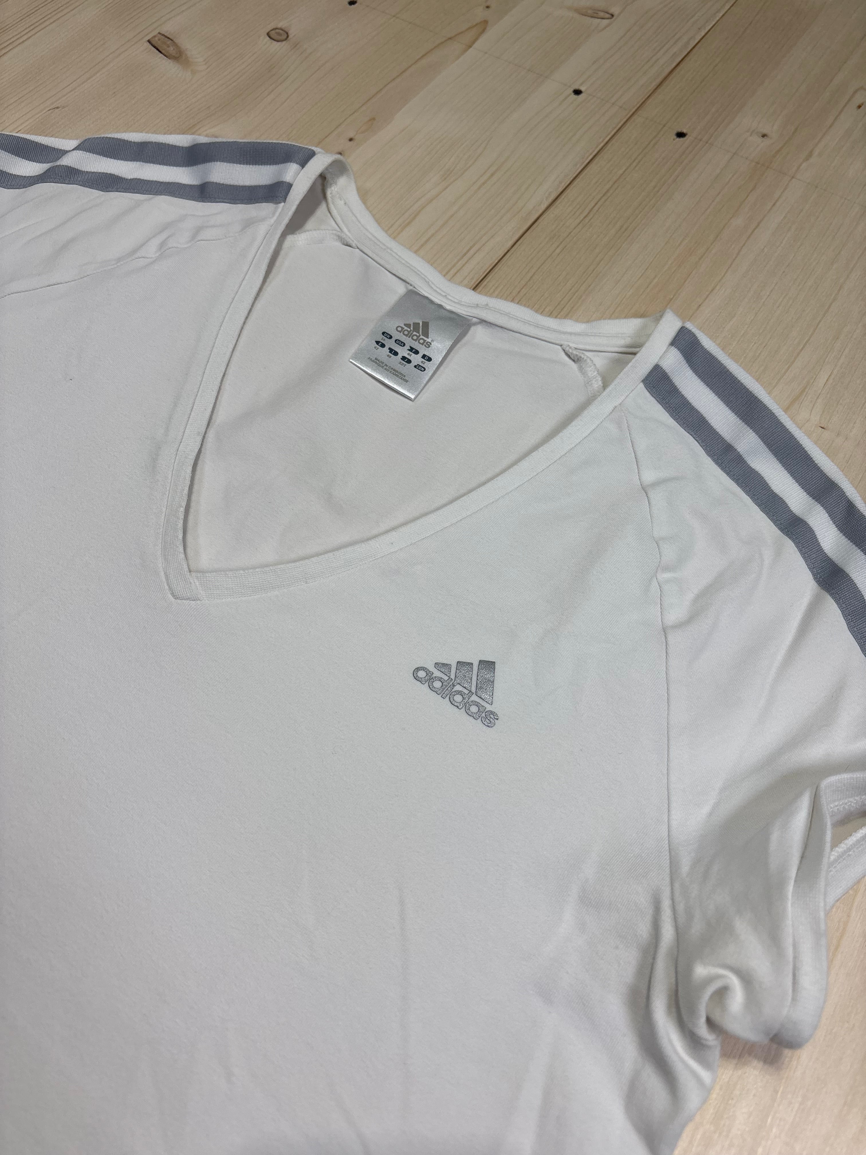 Maglietta Bianca Adidas Scollo a V - Top Sportivo Regular Fit