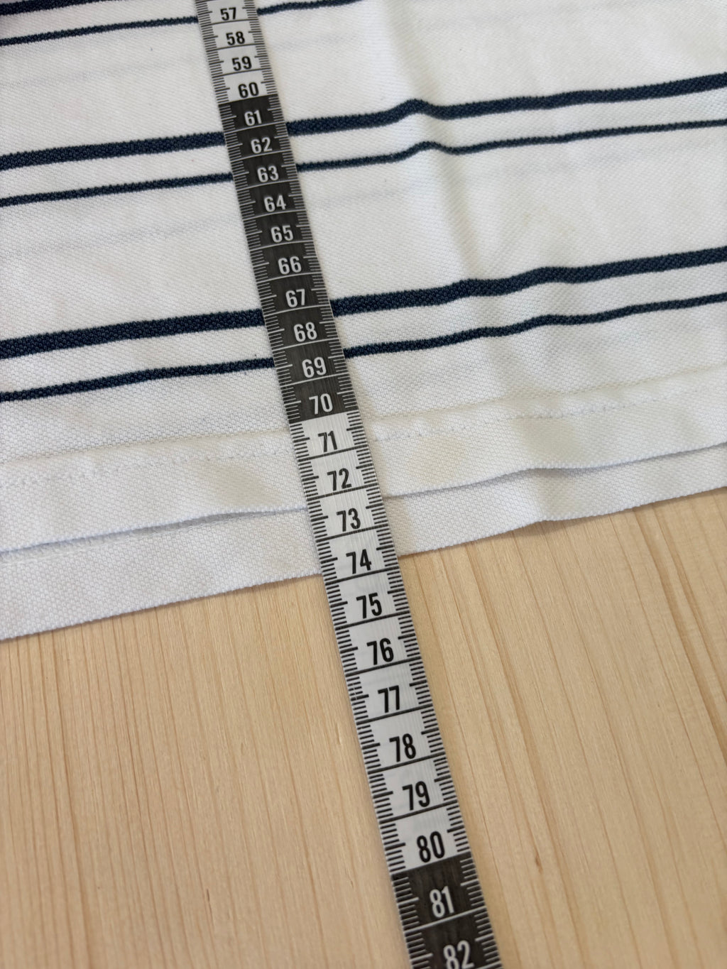 Polo Lacoste Uomo Bianca a Righe Blu con Logo Ricamato