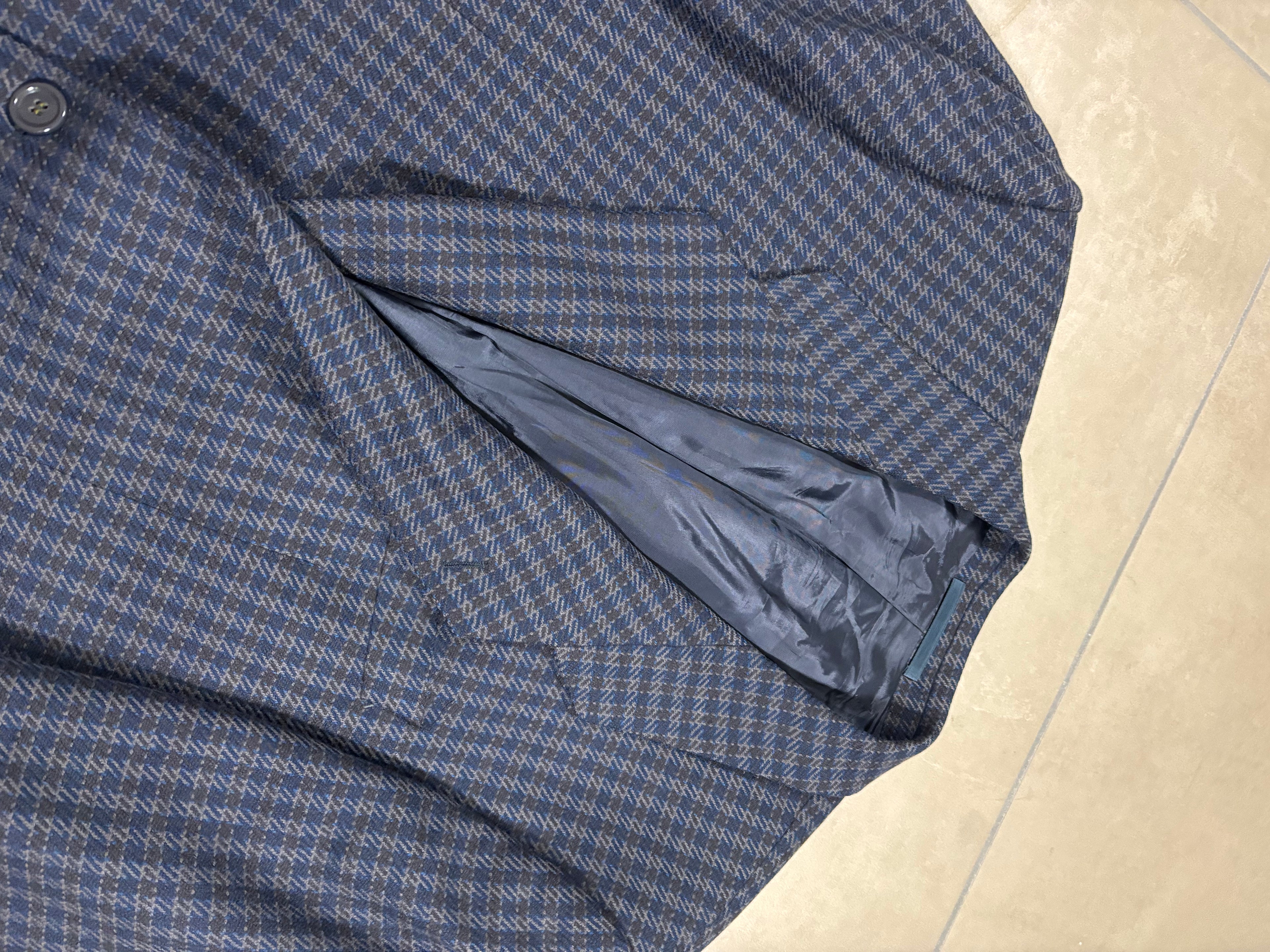 Vintage Hugo Boss Lambswool Blue Micro-Check Blazer – Single Breasted, 2-Button