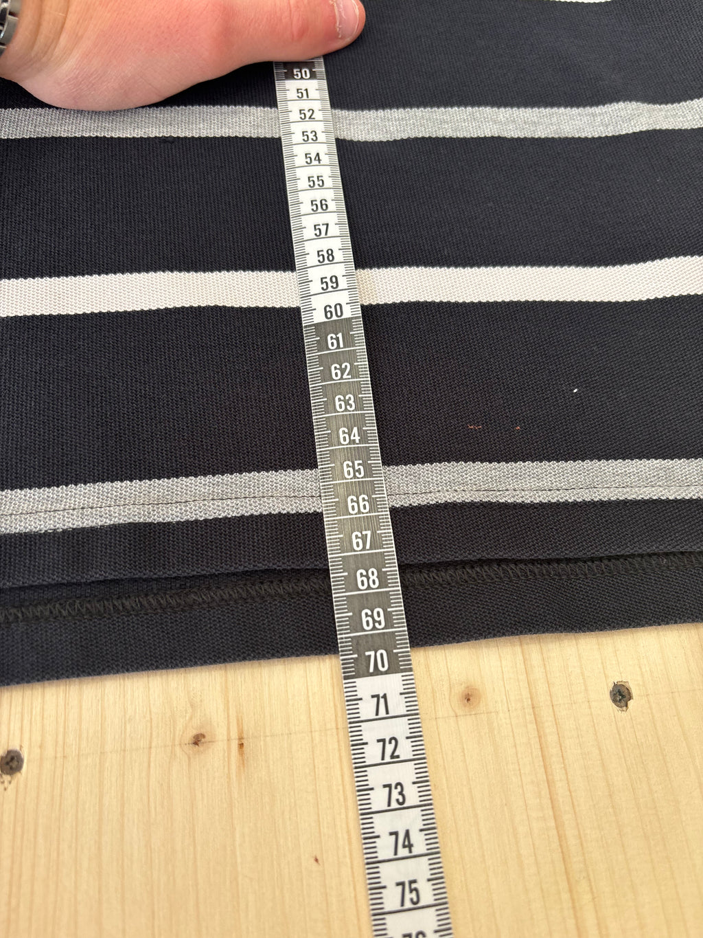 Polo Nike Uomo Nera a Righe con Logo Ricamato – Regular Fit