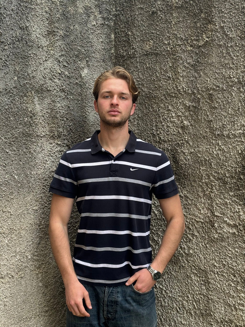 Polo Nike Uomo Nera a Righe con Logo Ricamato – Regular Fit