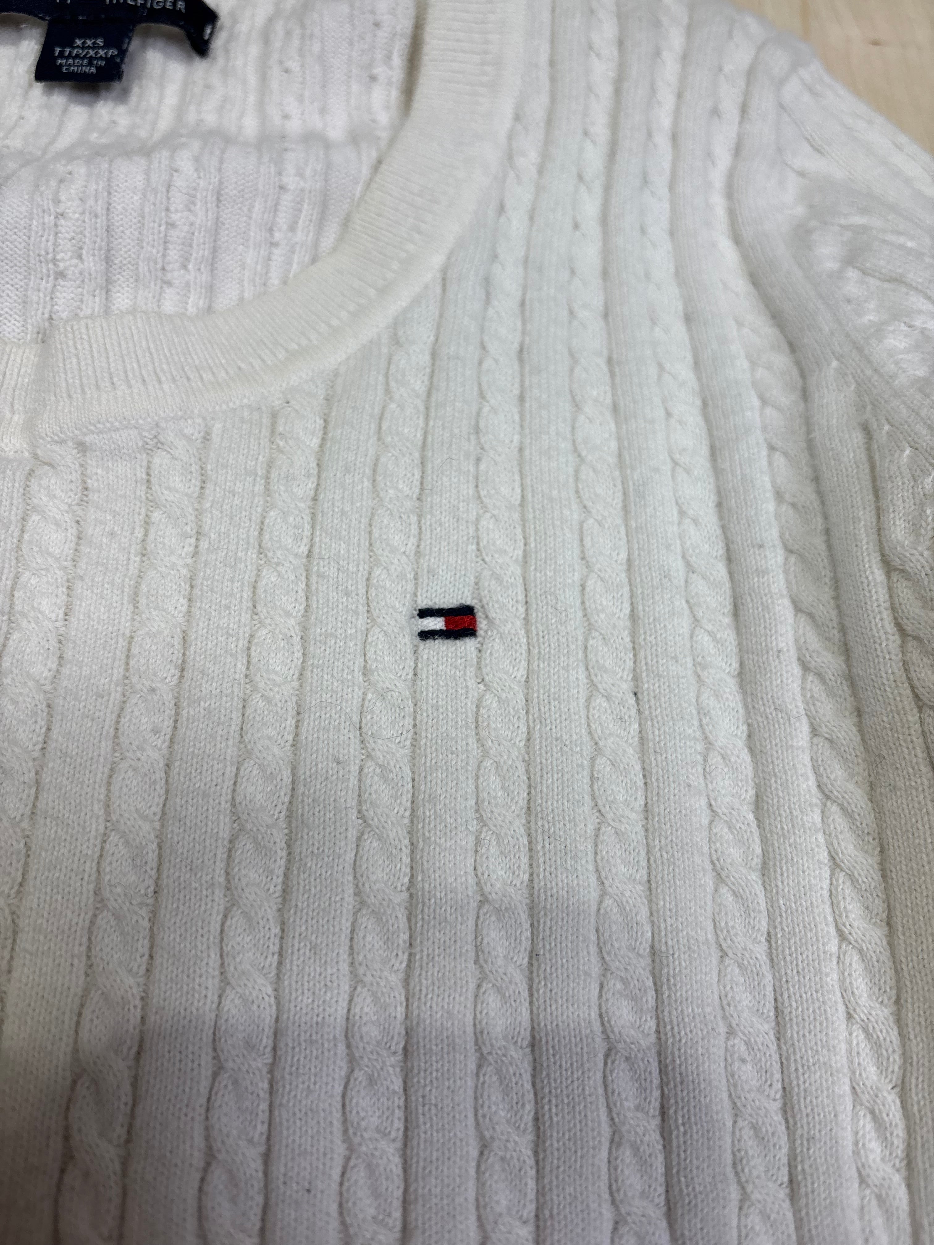 Vintage Tommy Hilfiger Cable Knit Crewneck Sweater – White