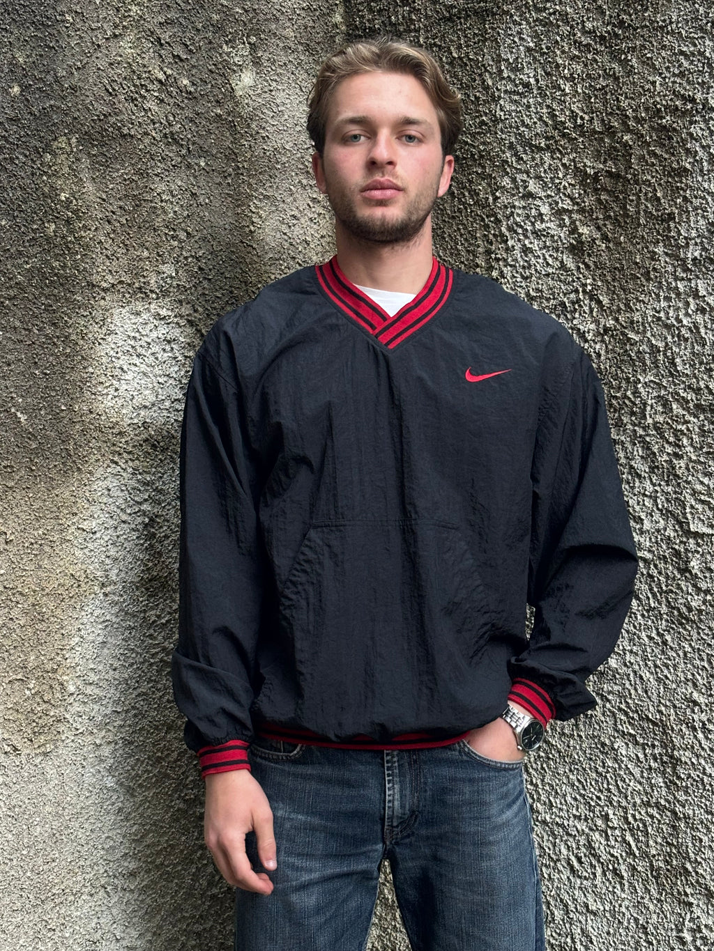 Nike Vintage 90s Black Red V-Neck Pullover Windbreaker