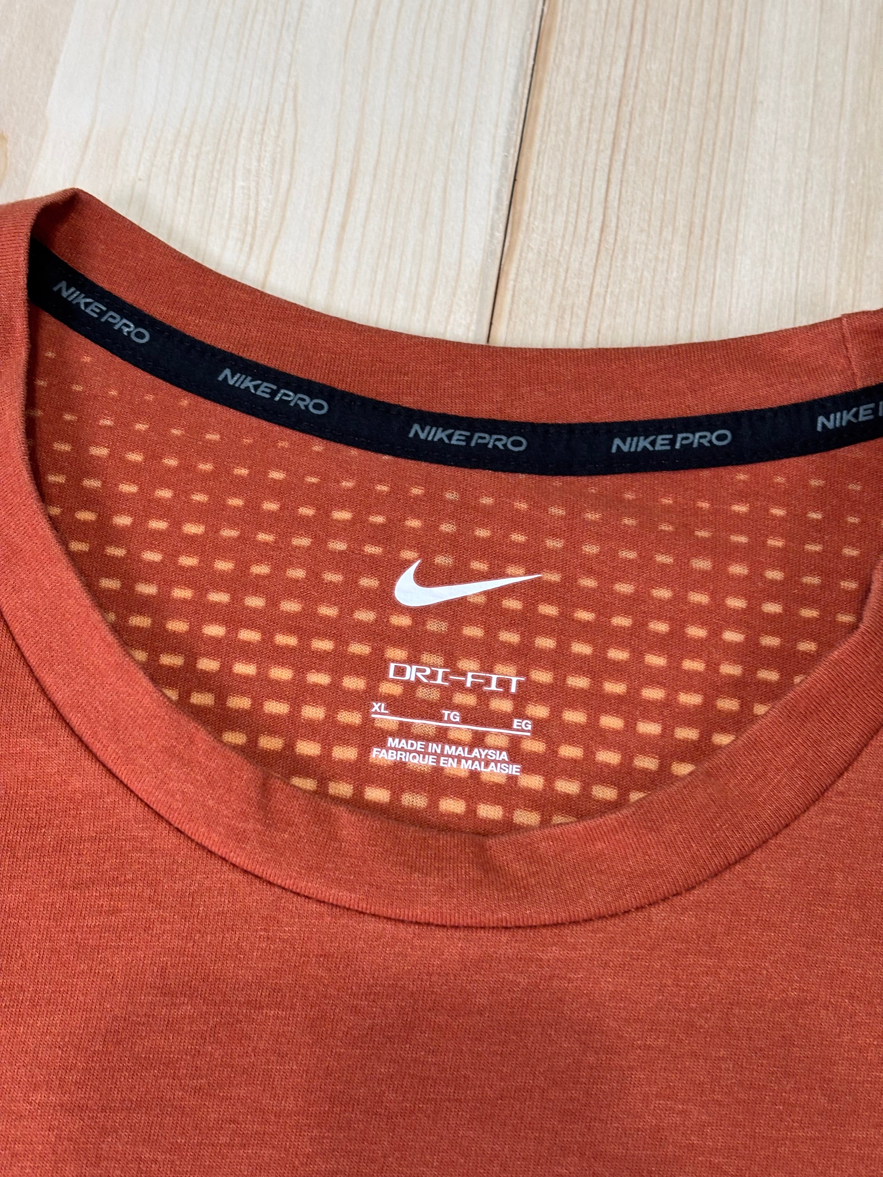 T-Shirt Nike Pro Training Arancione
